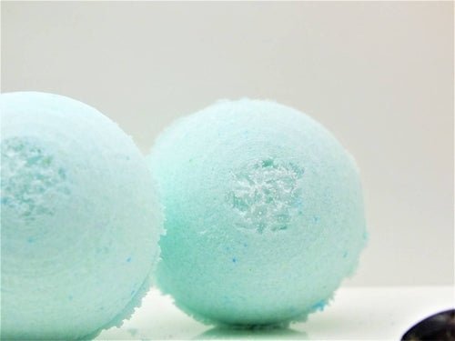 Scottish Woodland & Epsom Salt Bath Bomb | book lover gift box by NovelTeas