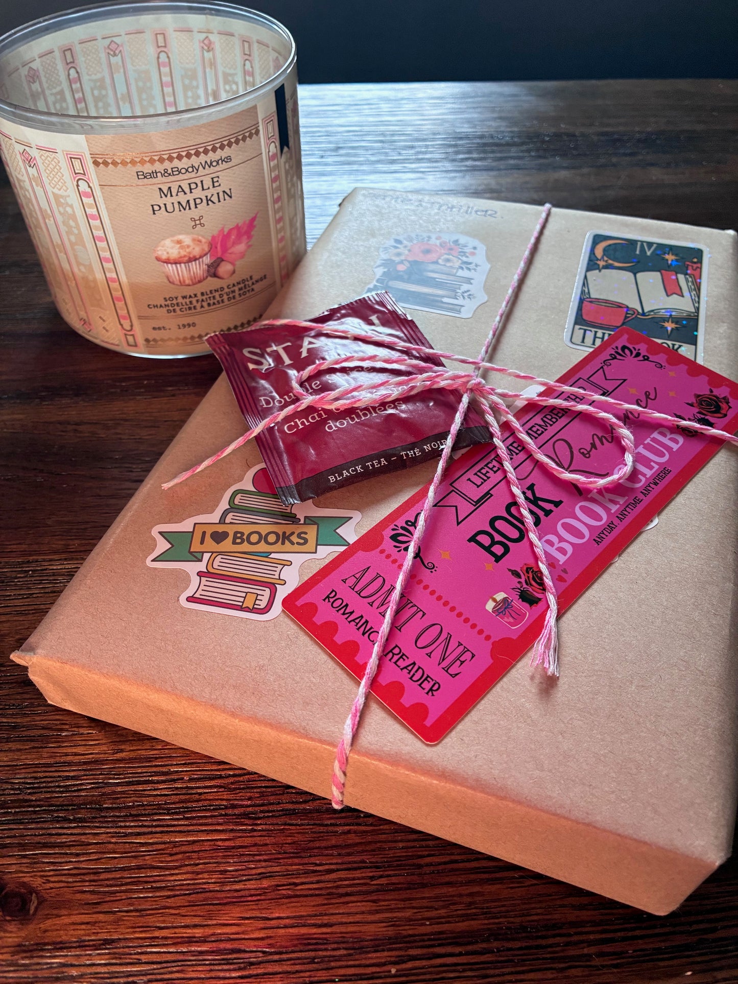 Blind Date With A Book - Keepin’ it Simple Edition