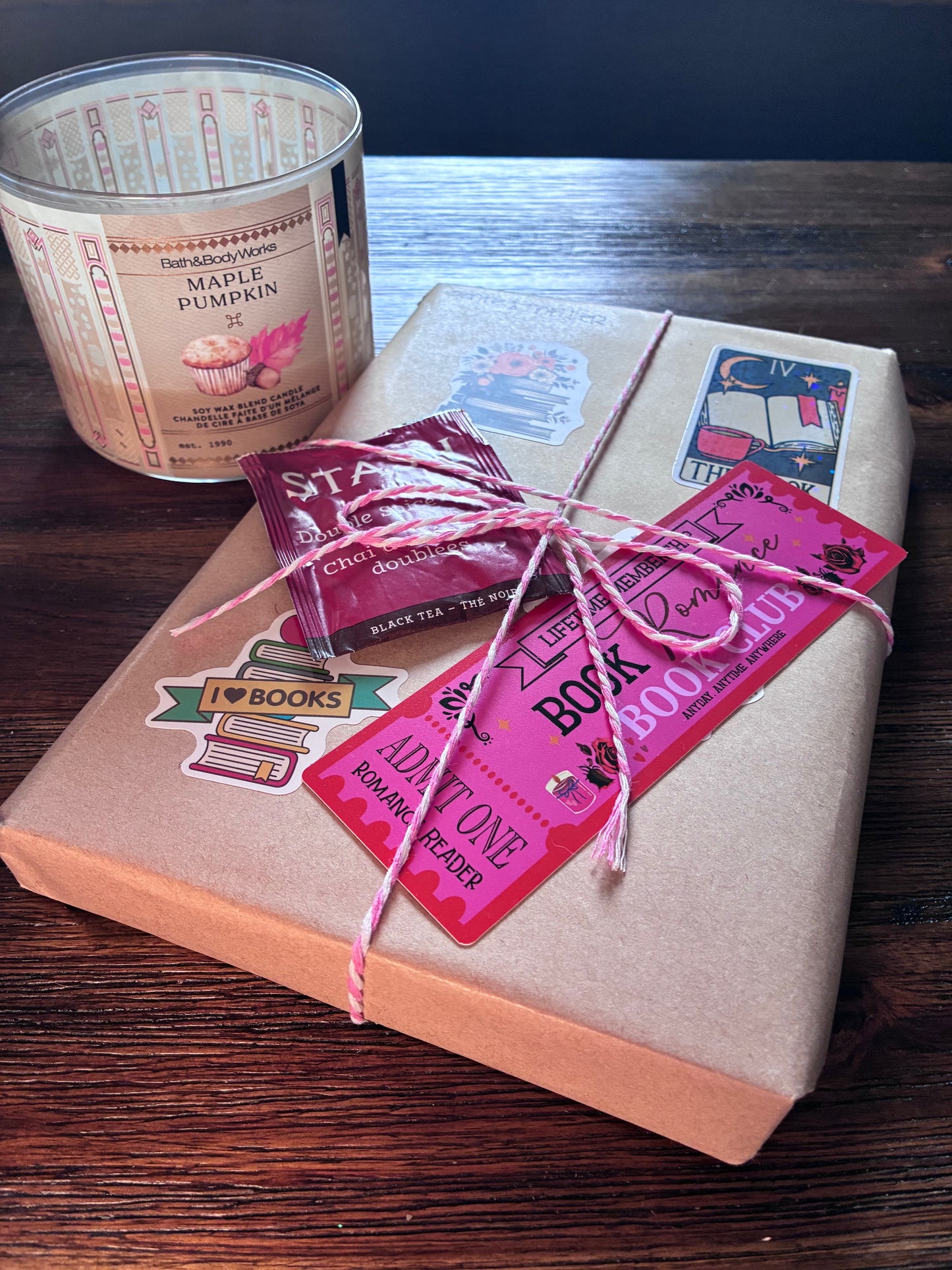 Blind Date With A Book - Keepin’ it Simple Edition