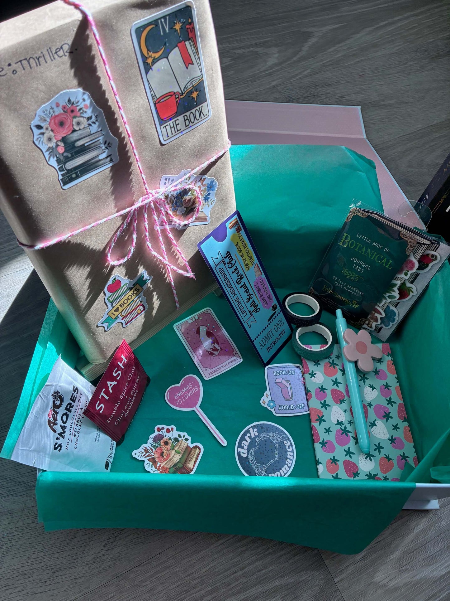 Blind Date With a Book – Stationery Lover’s Bundle